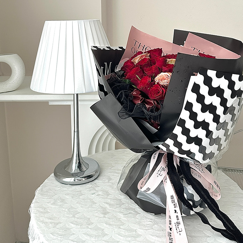 MYHC-35 BOPP Wavy Pattern IMPERVIUS Flower Wrapping Paper