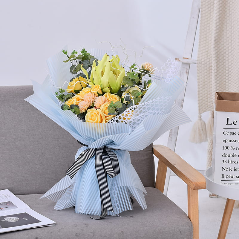 Striata matte flos charta involvens