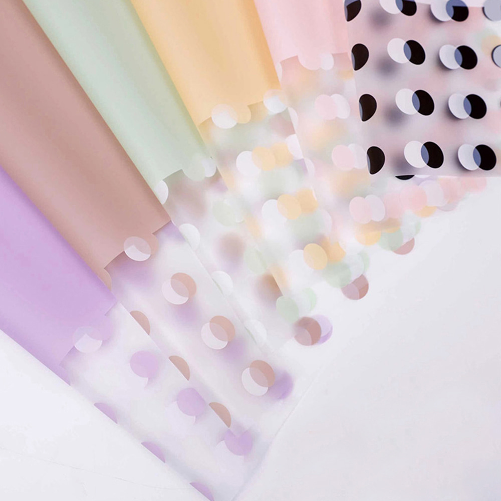 Transparens Polka Dot Flower Wrapping Paper