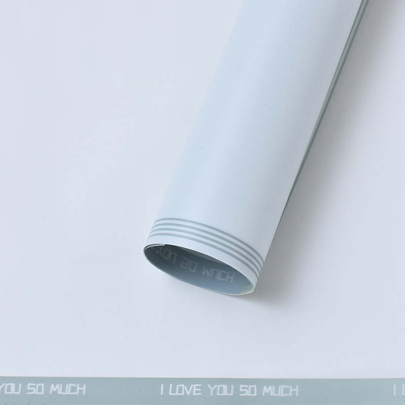 Plastic Waterproof Embossing Matt Lamination Flower Wrapping Paper