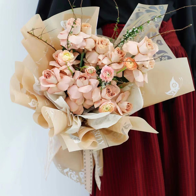 IMPERVIUS Bouquet Packaging Nossa Paper with Single-Sided Coating Hollowed Out Butterfly Print Design