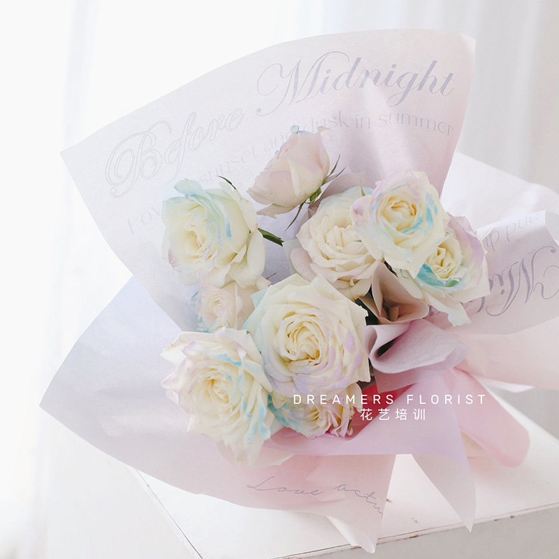 Gradiente Print Bouquet Wrapping Paper